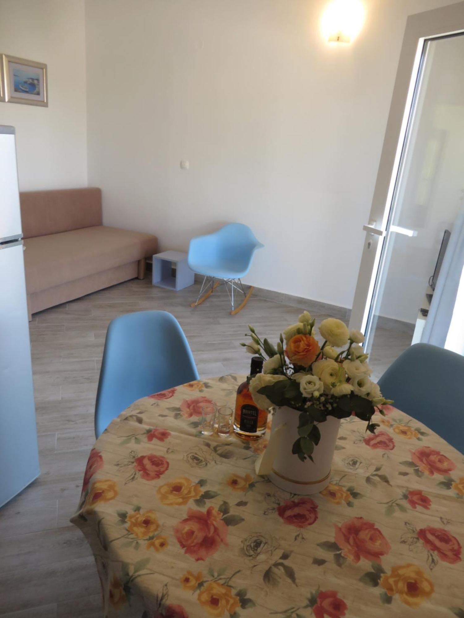 Tonka Apartman *