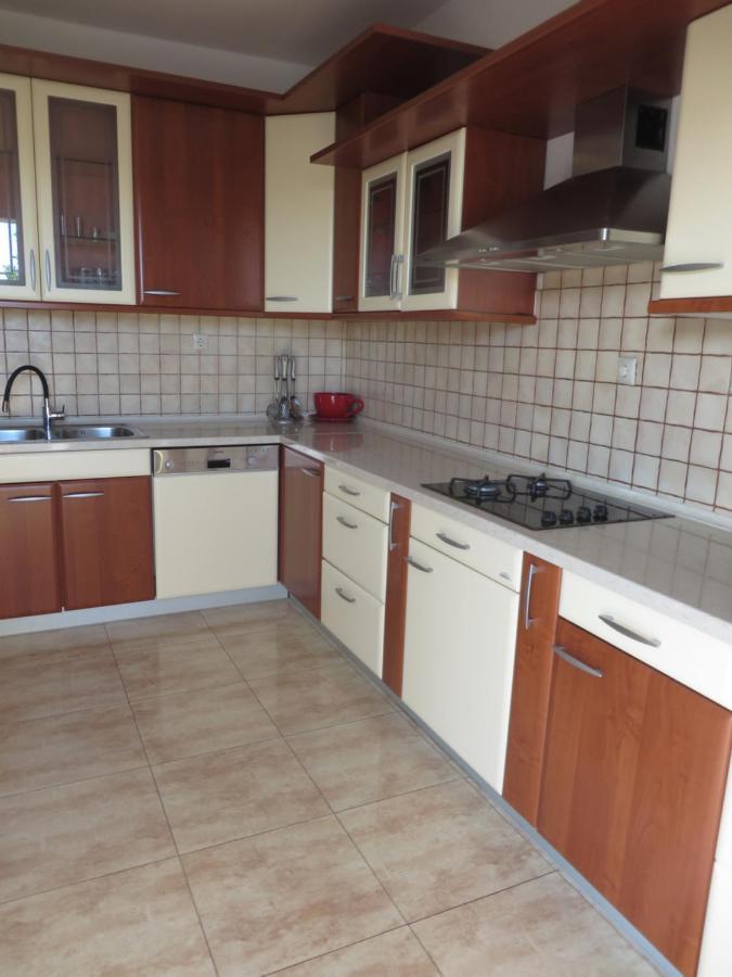 Tonka Apartma Pakostane