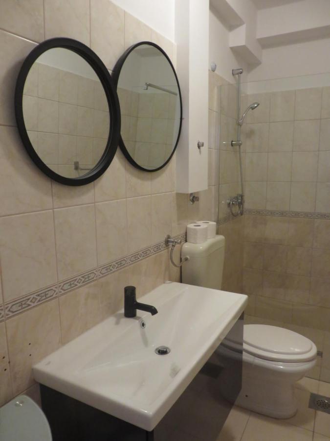 Apartma Tonka *