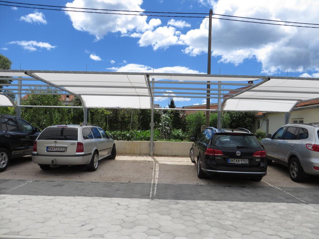 Tonka Apartma Pakostane